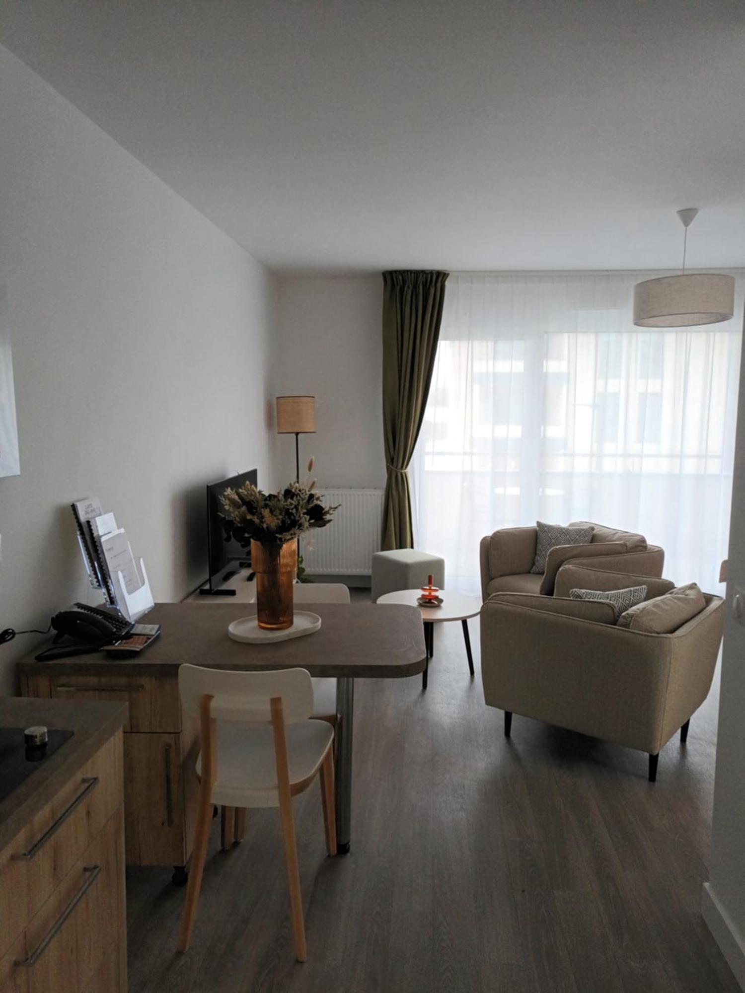 Aparthotel Domitys Les Demoiselles Beaune  Esterno foto