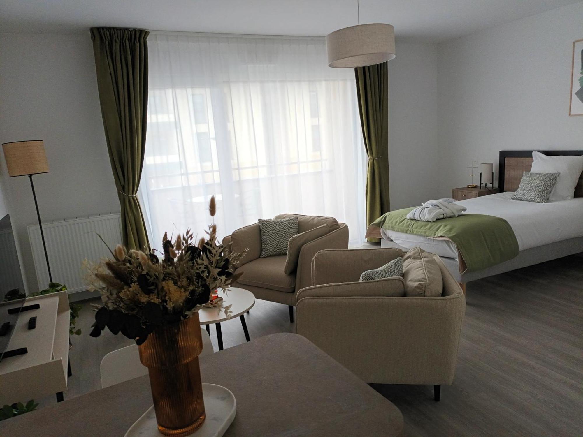 Aparthotel Domitys Les Demoiselles Beaune  Esterno foto