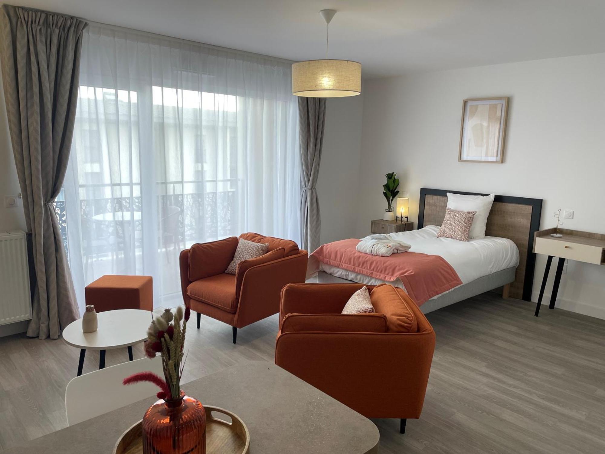 Aparthotel Domitys Les Demoiselles Beaune  Esterno foto