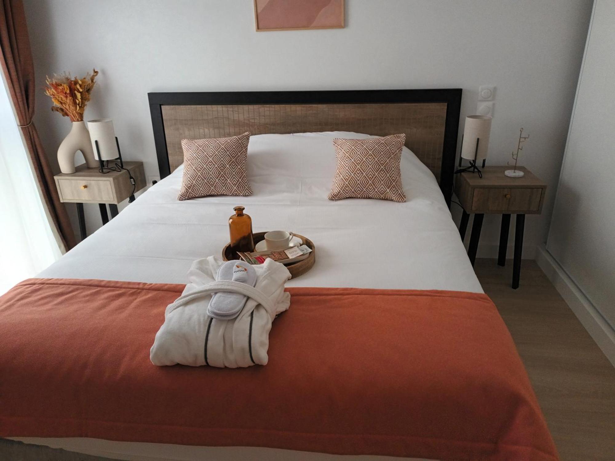Aparthotel Domitys Les Demoiselles Beaune  Esterno foto